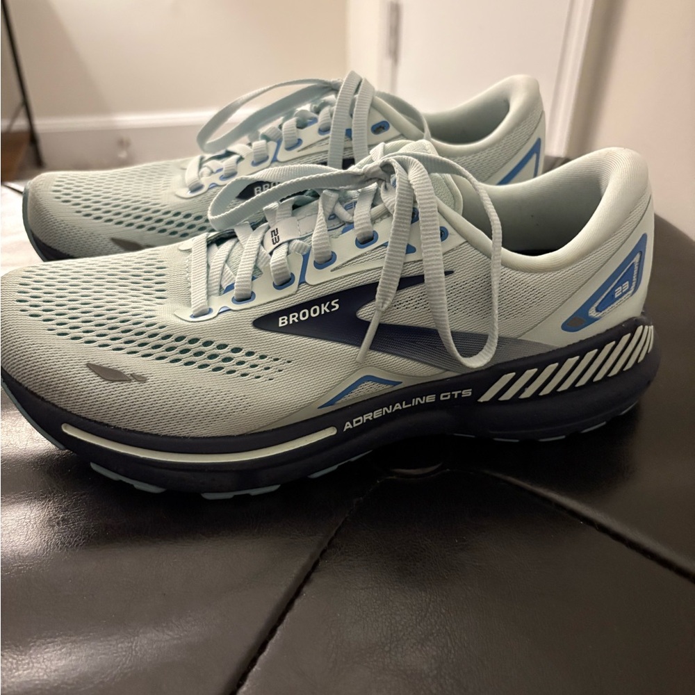 Brooks Adrenaline GTS Athletic Shoes - Light Blue and Navy